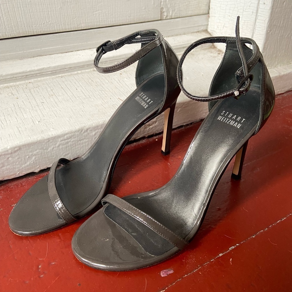 Stuart Weitzman Nudist Strap Sandals - size 8m